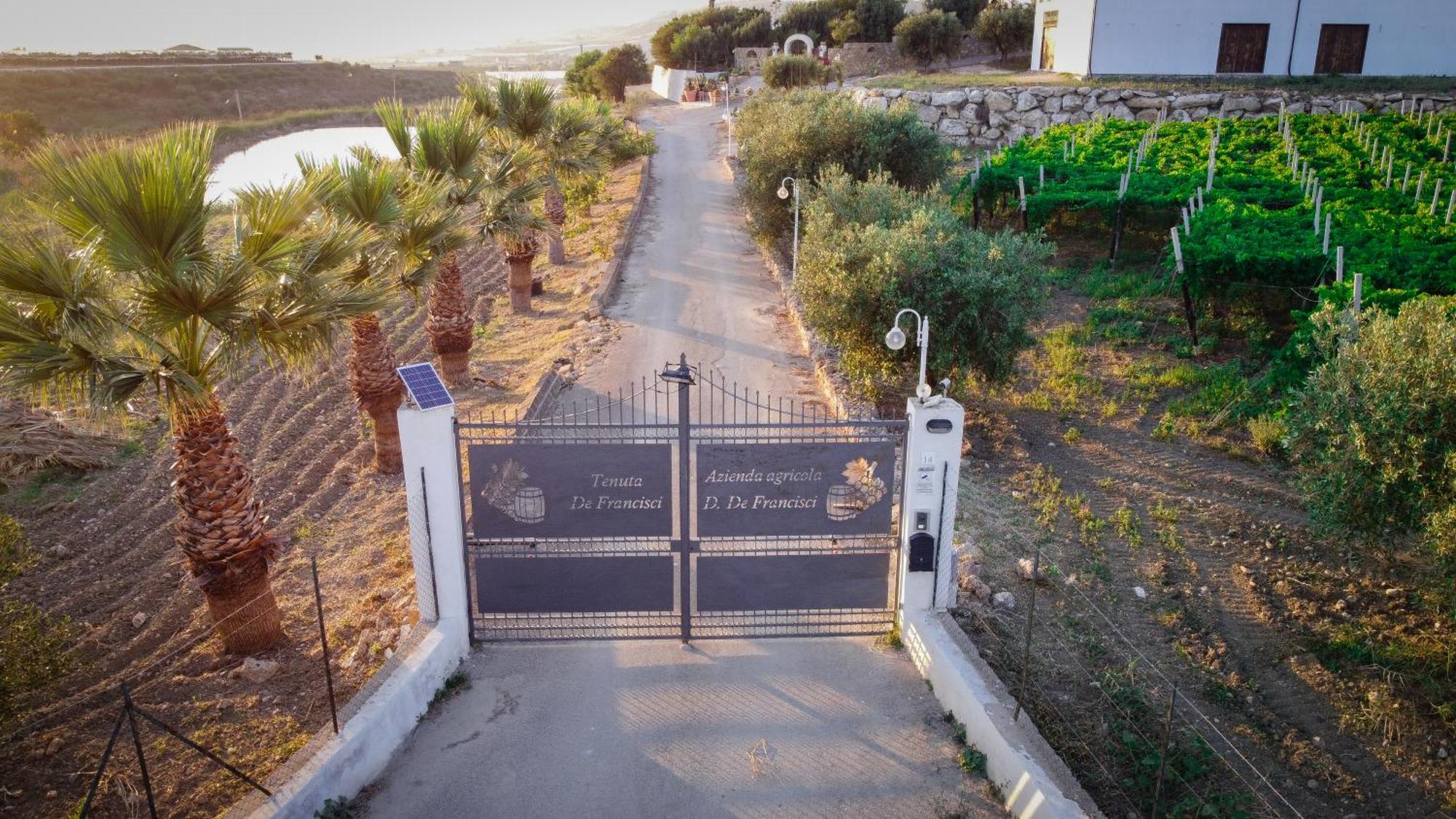 Tenuta De Francisci Ponte Madonna Exterior photo